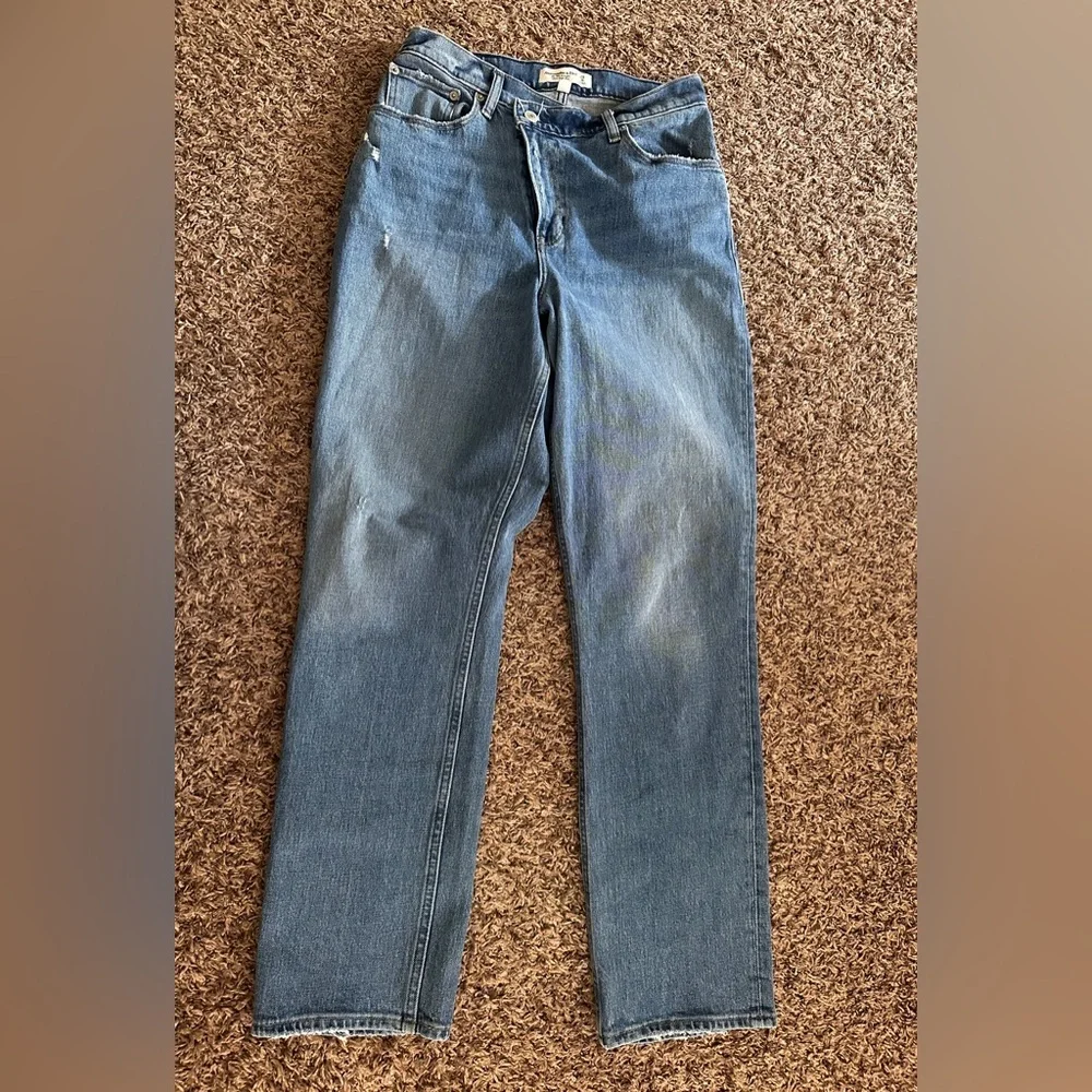 Abercrombie 90’s straight high rise jeans - sz 29 - Picture 1 of 3